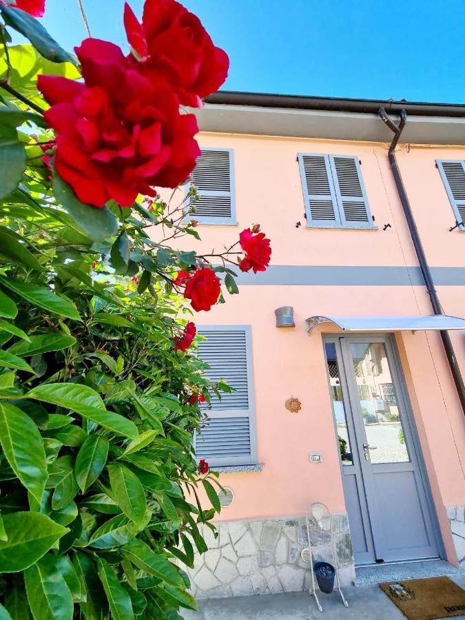 Marinella Guest House Cornale Kültér fotó