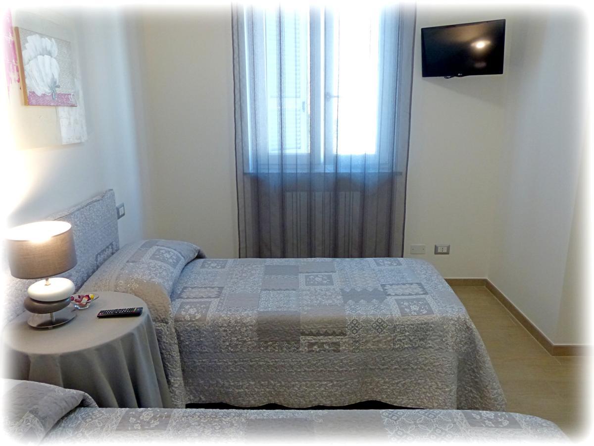 Marinella Guest House Cornale Kültér fotó