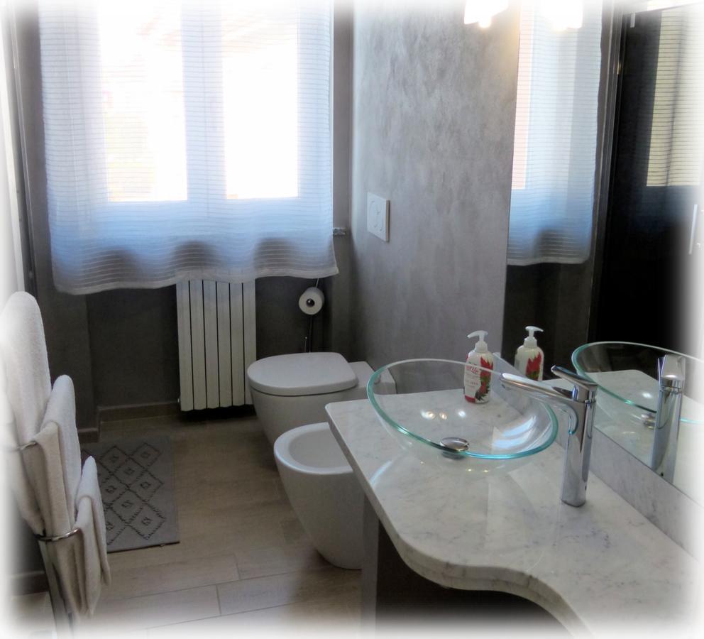 Marinella Guest House Cornale Kültér fotó