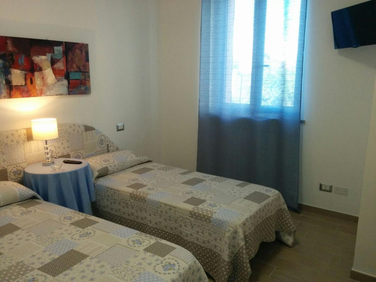 Marinella Guest House Cornale Kültér fotó