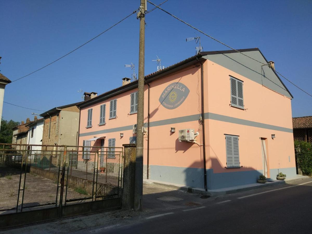 Marinella Guest House Cornale Kültér fotó